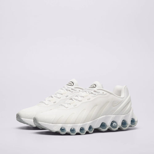 NIKE AIR MAX DN8
